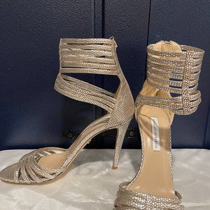 Diane Von Furstenberg Silver Heels Size 7.5